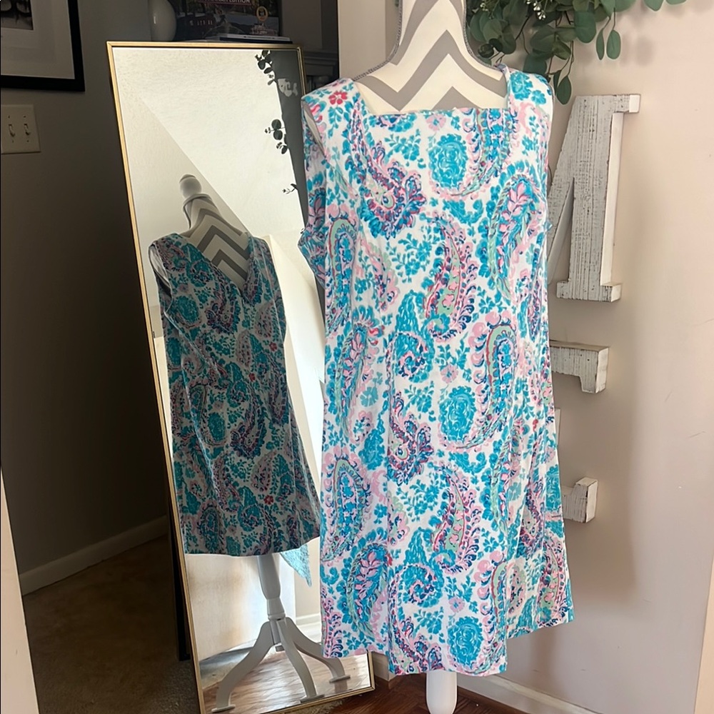 Elegant Paisley Print Dress